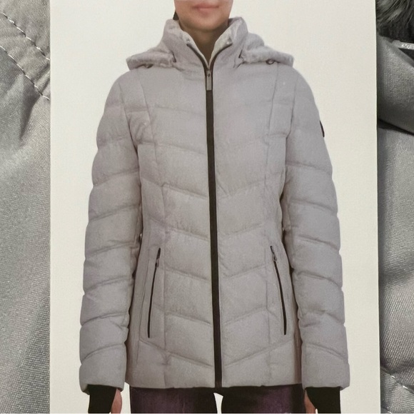 NWT Nautica Ladies’ Stretch Puffer Hooded Jacket, S - Picture 4 of 6